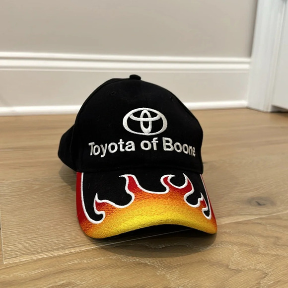 Toyota Flame Embroidered Hat Ball Cap Automotive Car Guy Moto Fire Vintage Boone - Picture 2 of 5